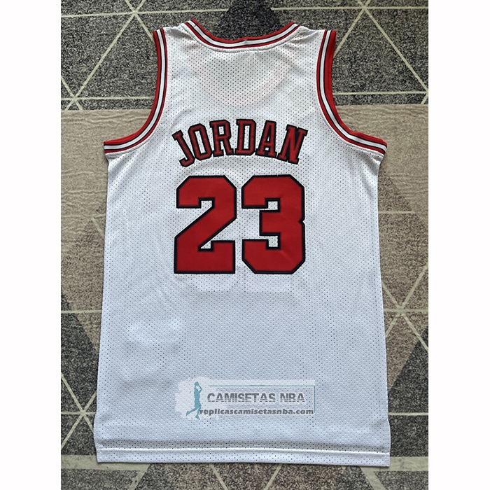 Camiseta Chicago Bulls Michael Jordan NO 23 Mitchell & Ness 1997-98 Blanco Firmada